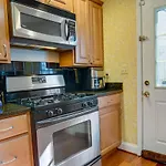 Quaint Baltimore Townhouse About 1 Mi To Inner Harbor!