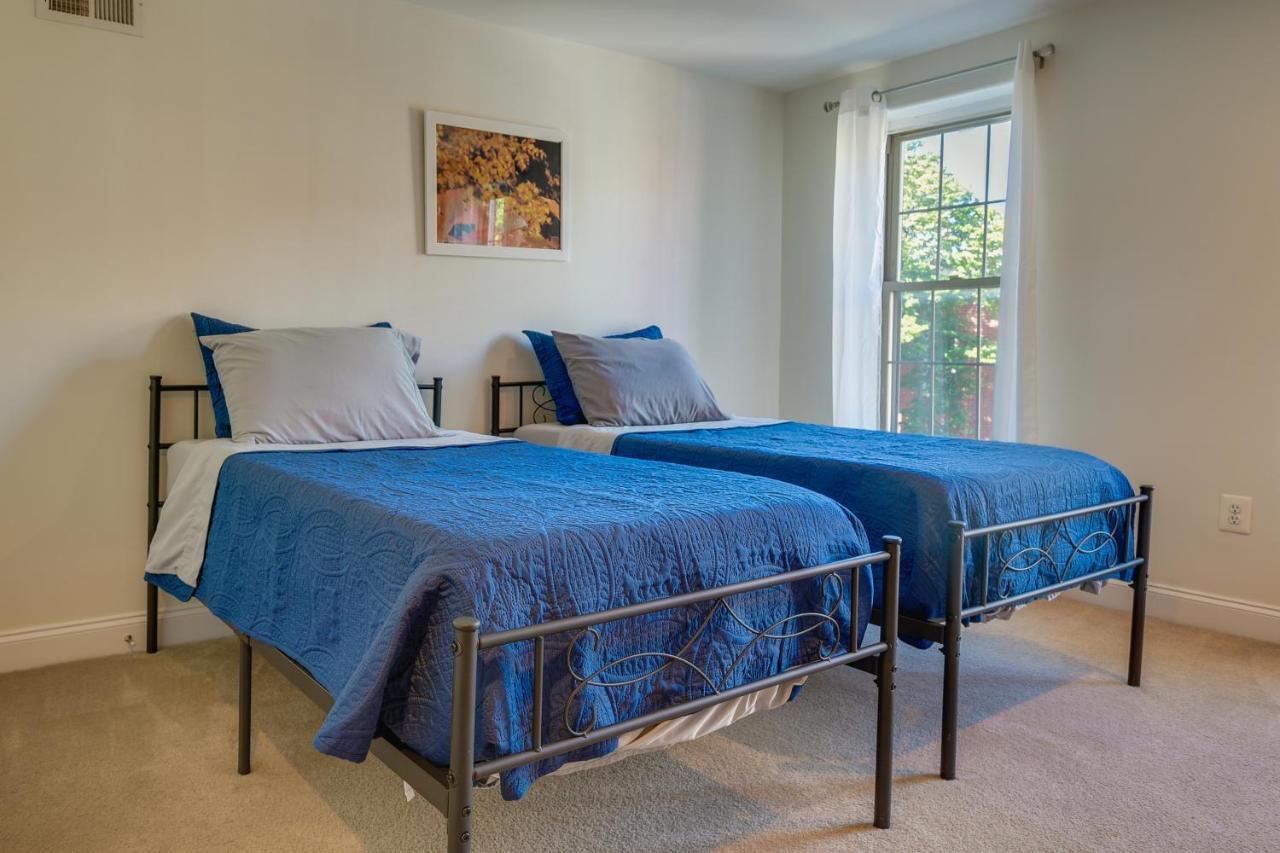 Quaint Townhouse About 1 Mi To Inner Harbor!